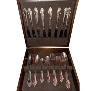 Towle GOLD DYNASTY Stainless Gold Electroplate 44 piece NEW